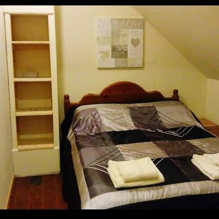Gouarec Bed & Breakfast Lanrivain Εξωτερικό φωτογραφία